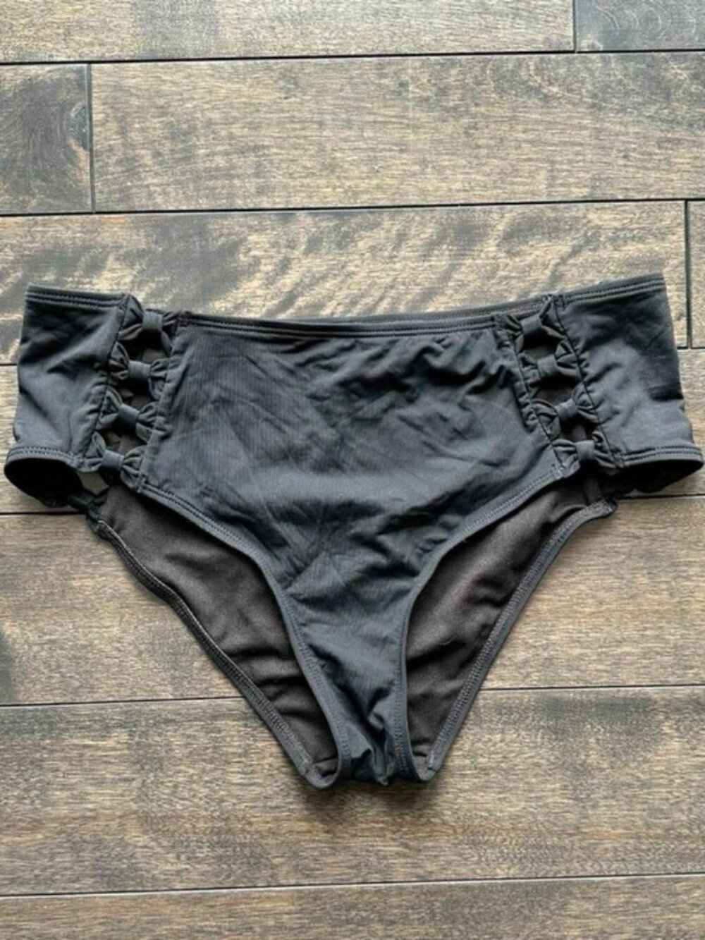 La Vie En Rose Bow Cutout Swim Bottoms  - NEW